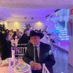 Meet your Posher, Abraham